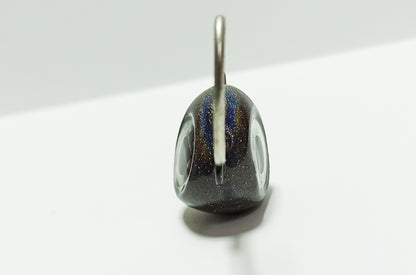 UV resin epoxy varnish on handmade Zoka ball jig head